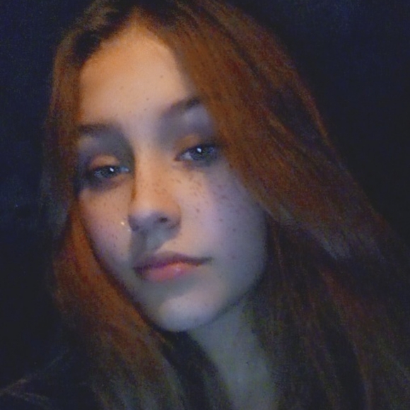 Meet your Posher, Hannah - Picture 6 of 8